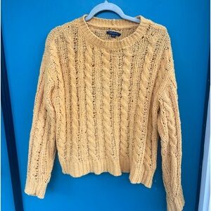 American eagle size small yellow sweater
